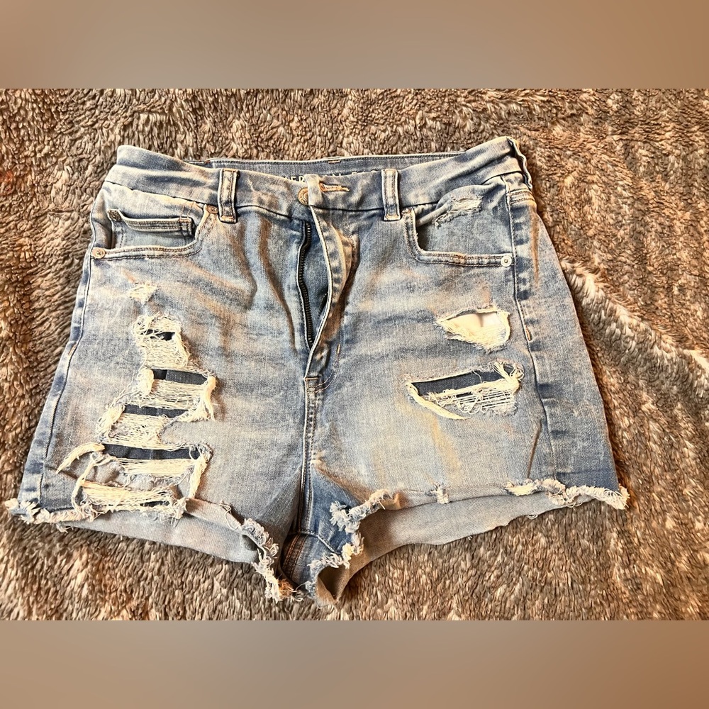 AE short distressed denim shorts